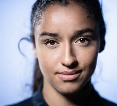 Sakina Karchaoui, quanti follower! Le foto della calciatrice del PSG