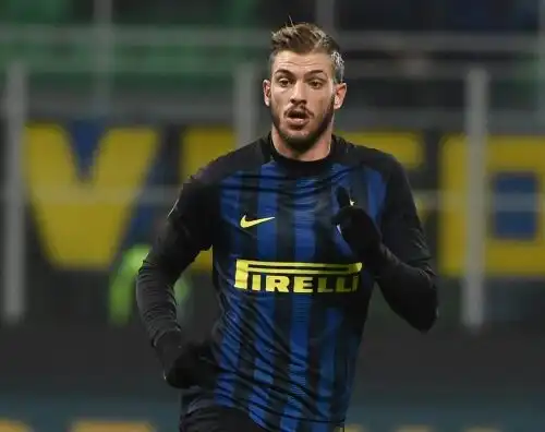 Inter, due club vogliono Santon