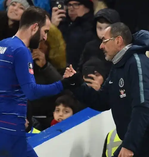 Chelsea, Sarri svela il futuro di Higuain