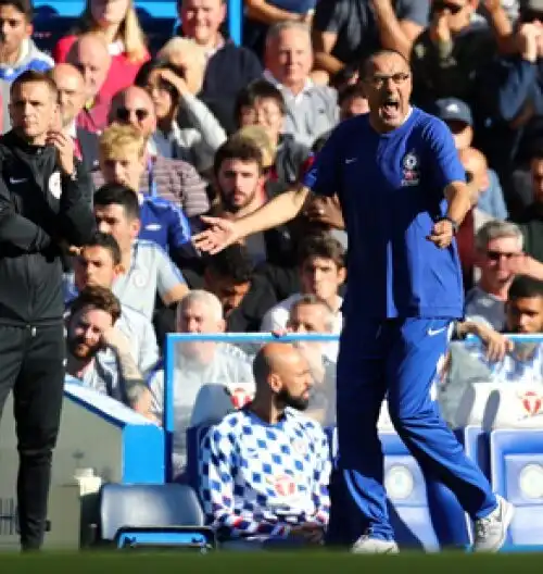 Rissa Chelsea-United: Mourinho perdona, Sarri no