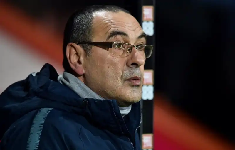 Tegola per il Chelsea e per Sarri: blocco del mercato