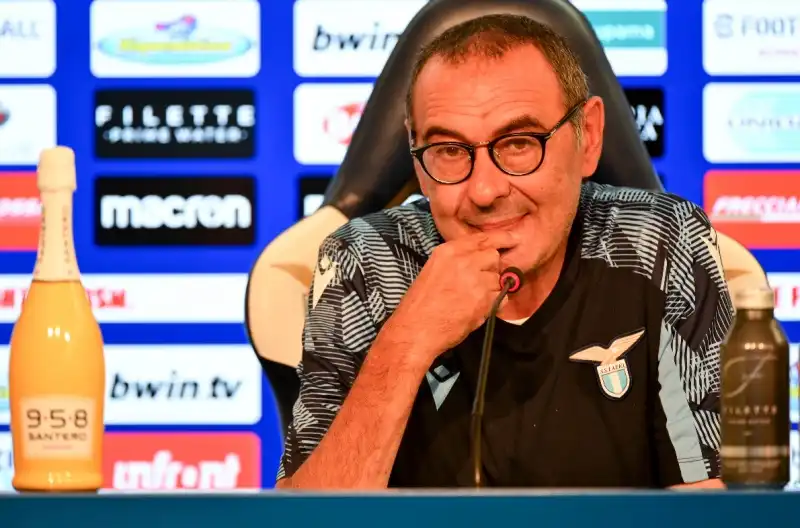 Maurizio Sarri prova a ignorare la papera di Thomas Strakosha