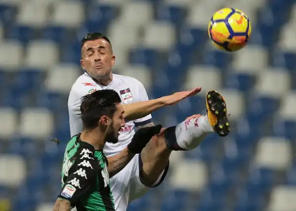 Comincia male l’avventura di Walter Zenga, subentrato in settimana a Davide Nicola sulla panchina del Crotone. Il debutto coincide infatti con la pesante sconfitta in casa del Sassuolo.