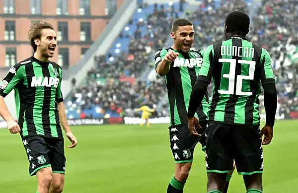Delude il Milan, sconfitto a Reggio Emilia per 2-0 dal Sassuolo: i neroverdi affondano il Diavolo con le reti di Duncan (sinistro potente) e Sansone, Mihajlovic espulso per proteste