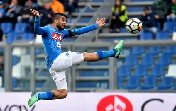 Al gol di Politano, a lungo inseguito nel mercato invernale, i partenopei rispondono nella ripresa con un'autorete di Rogerio ma non basta per tenere il passo della Juventus.