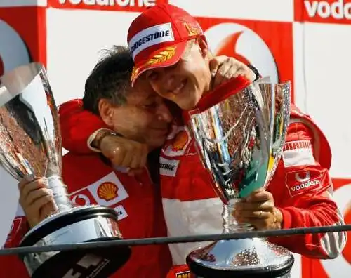 Todt commosso: “Schumi ancora lotta”