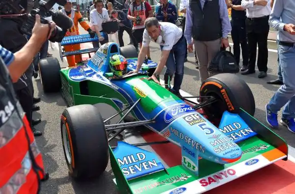 Il figlio di Michael Schumacher in pista a Spa con la Benetton sulla quale l'ex ferrarista vinse il primo titolo mondiale.