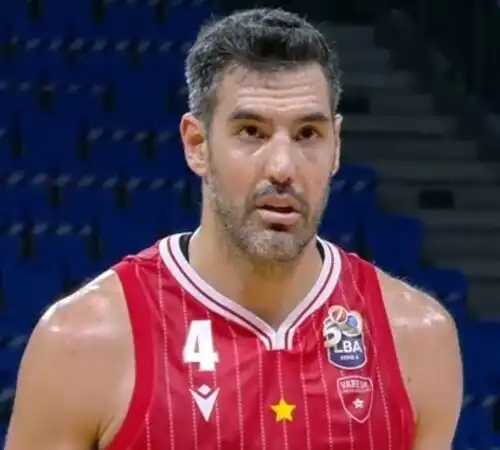 Varese, Luis Scola pigliatutto