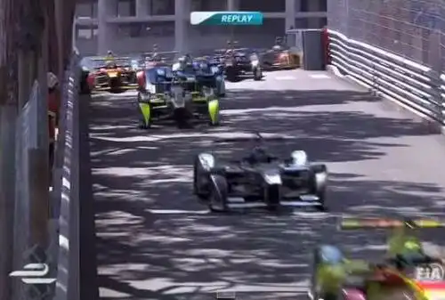 Senna decolla in pista