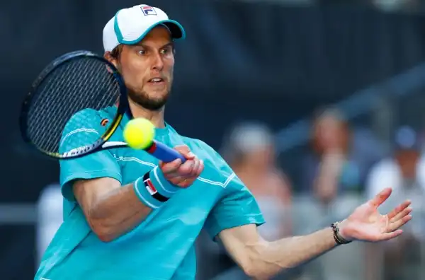 Australian Open, super Seppi agli ottavi