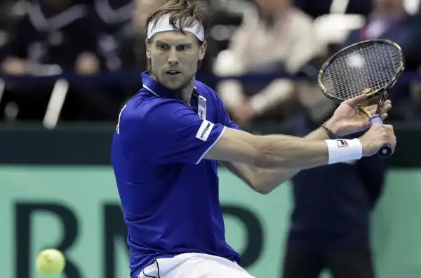 Seppi subito out a Dallas