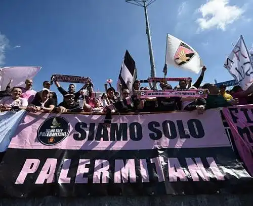 Serie B: il Palermo fa festa