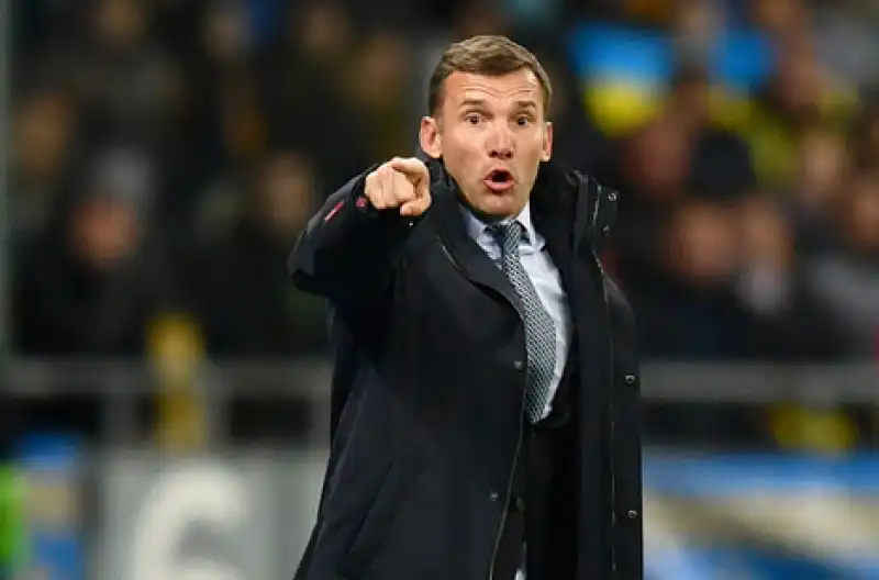 Shevchenko-Milan, una cena per dire sì