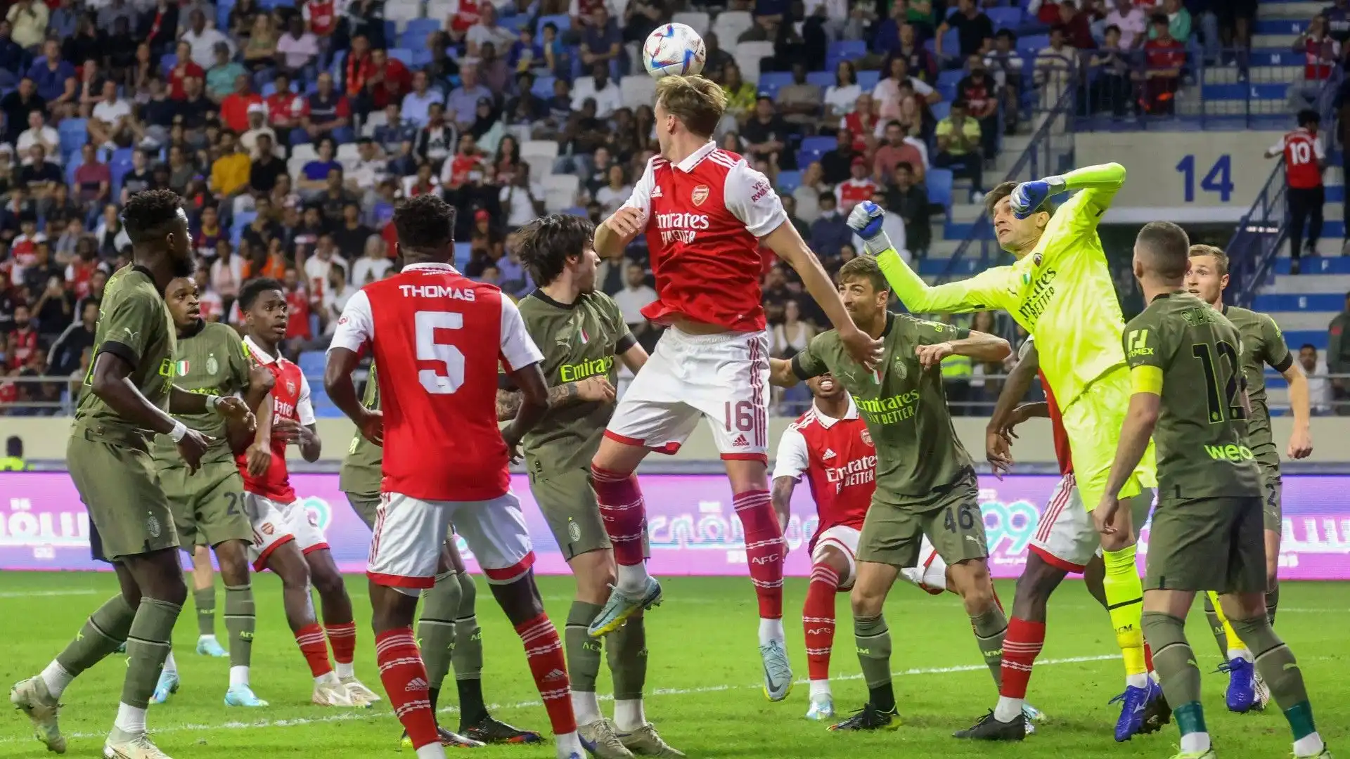 Show a Dubai: le più belle immagini della sfida tra Milan e Arsenal