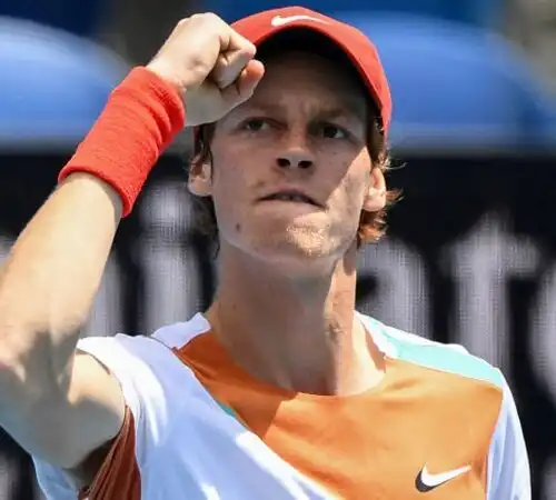 Australian Open, Joao Sousa regge due set con Jannik Sinner