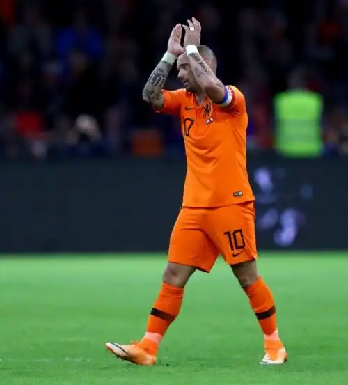 Sneijder saluta l’Olanda con una vittoria