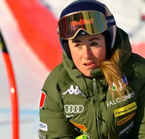 Infortunio Sofia Goggia, Olimpiadi a rischio. Elena Curtoni vince a Cortina