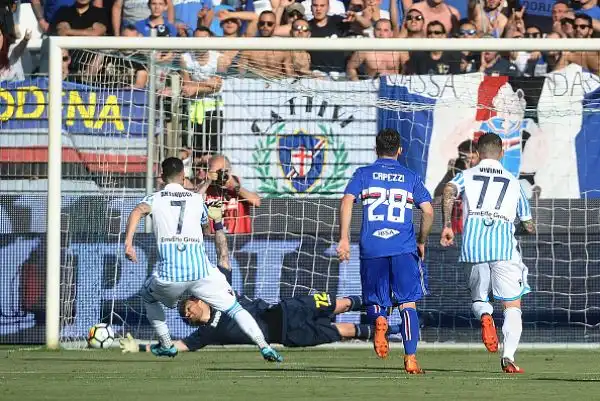 Antenucci con una doppietta e Grassi firmano le tre reti con cui gli estensi vincono davanti al pubblico di casa confermando la serie A.