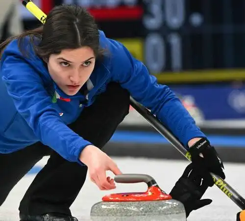 Stefania Constantini: la stellina del curling che fa sognare l’Italia a Pechino 2022. Le foto