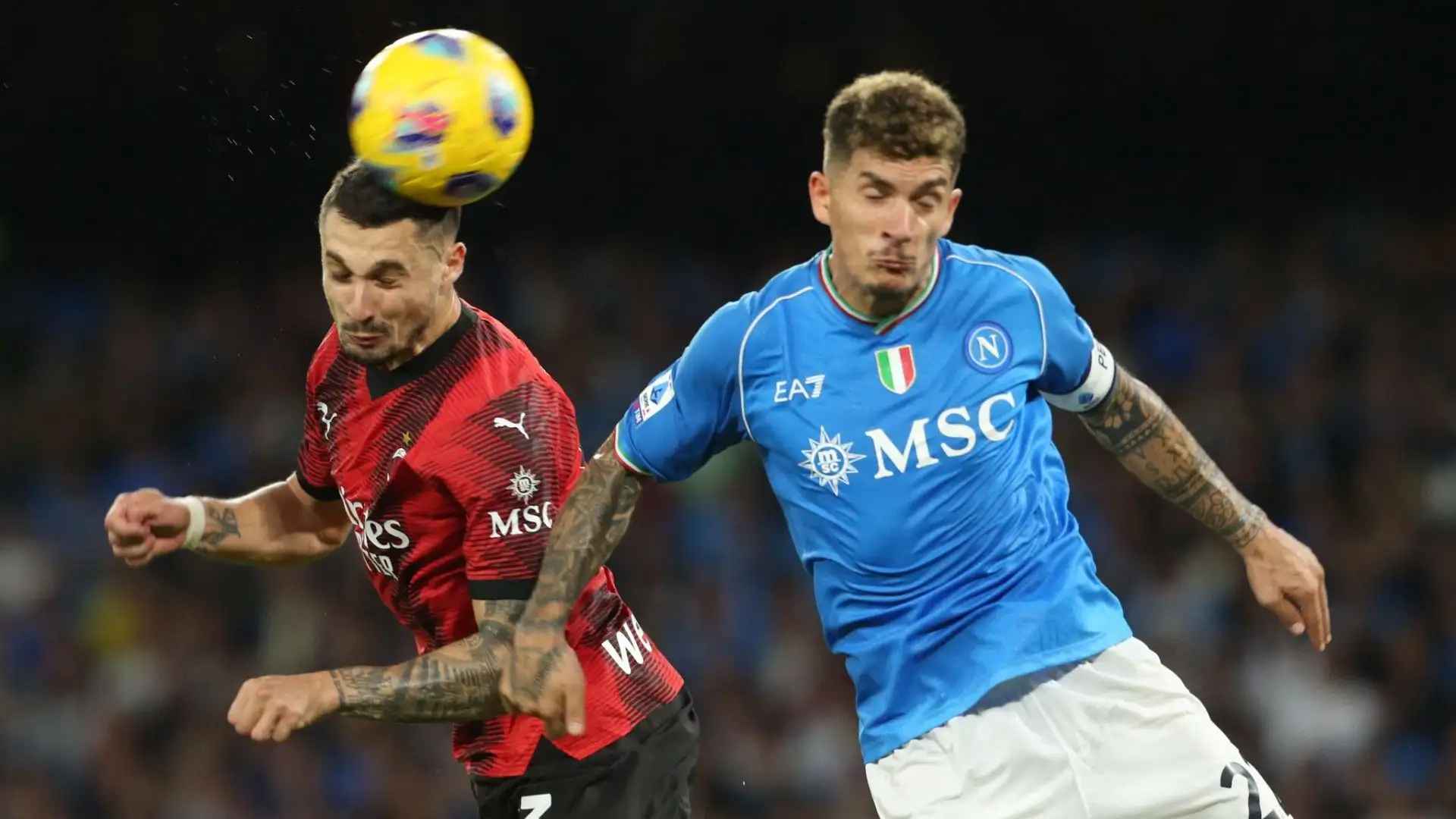 Non tutti i tifosi rossoneri sono d'accordo con il tecnico
