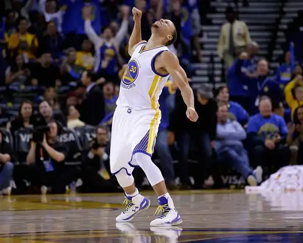 Scelto nel 2009 da Golden State nonostante alcune perplessita per il fisico esile Stephen Curry e esploso nel 2013 portando gli Warriors ad un ottimo rendimento.