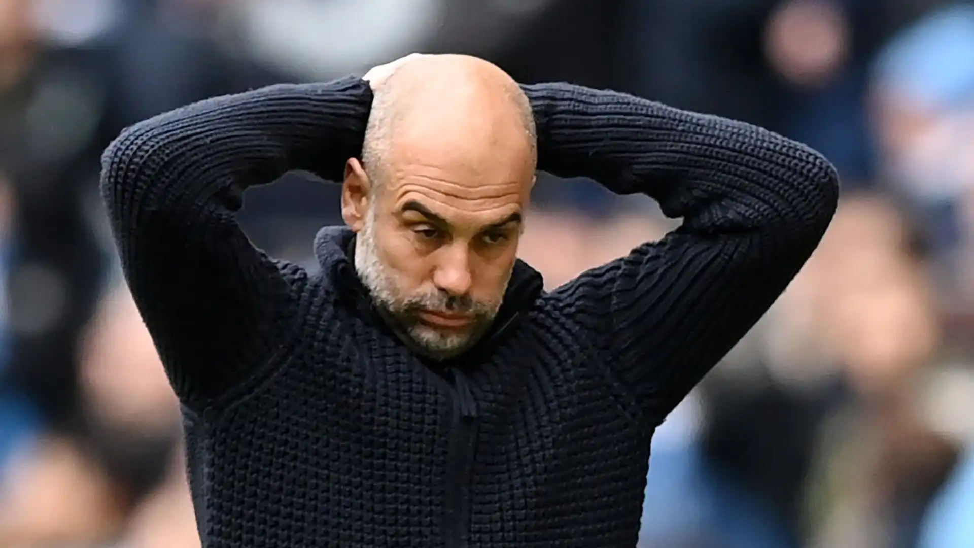 Super offerta del Manchester City per un difensore. Immagini
