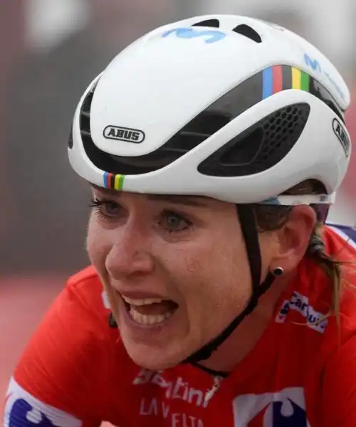 Super trionfo per Annemiek van Vleuten: le immagini