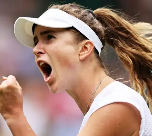 Elina Svitolina getta la maschera