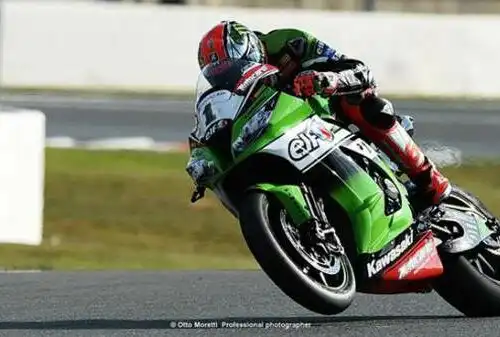 Sbk: a Sepang regna Sykes