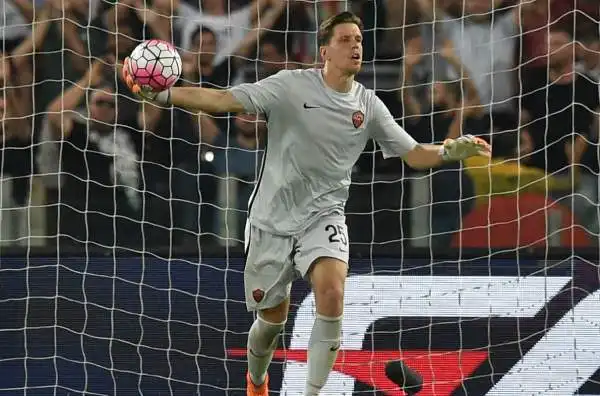 BATE-Roma 3-2. Szczesny 4,5. Dovrà spiegare dove si trovasse sul secondo gol bielorusso, ma anche sulla terza rete ha le sue colpe. Era necessario puntare già su di lui?