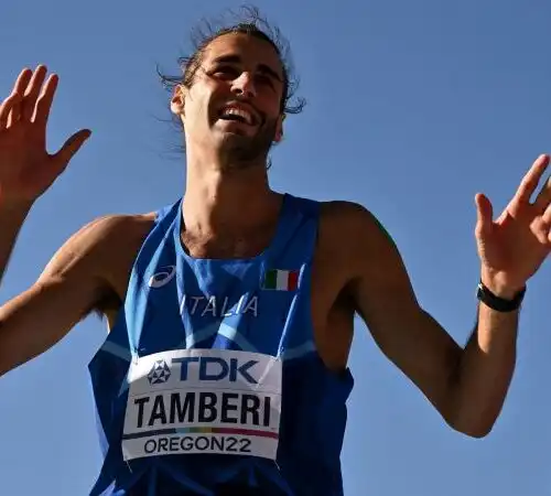 Tamberi, la notte non è magica ma ritrova un amico: le foto