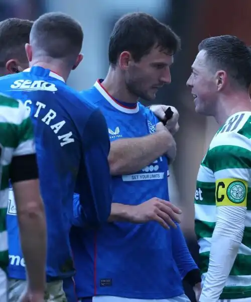 Tensione durante Rangers-Celtic: le immagini