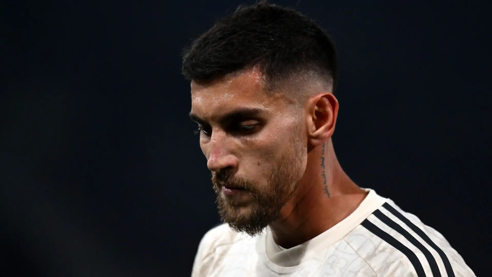 Stando a quanto riferisce il Corriere dello Sport, non è da escludere l'addio di Lorenzo Pellegrini
