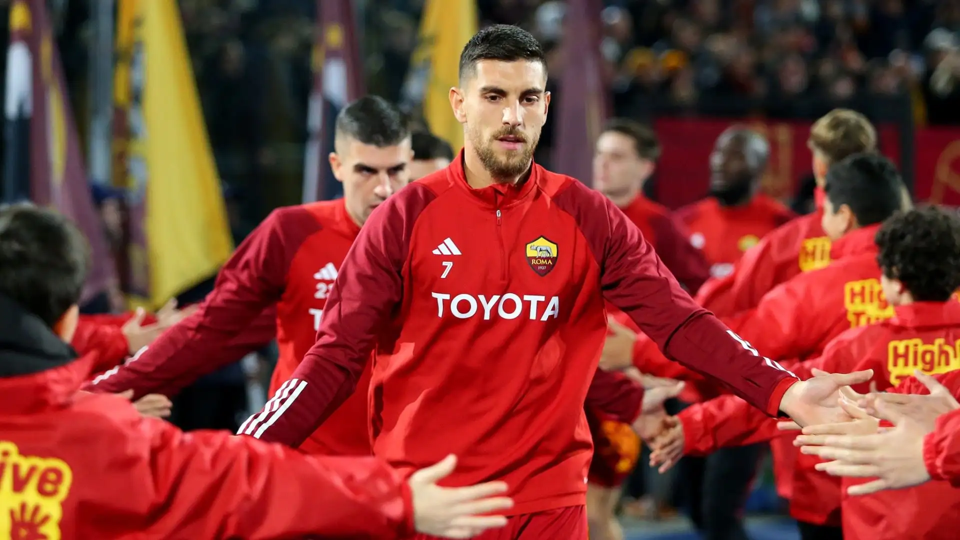 La Roma, qualora dovesse arrivare un'offerta convincente, non si opporrebbe alla cessione di Pellegrini
