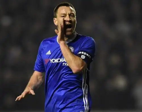 Aston Villa, Terry pronto a rinnovare