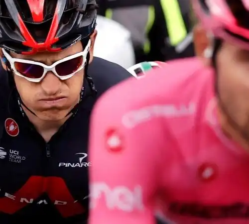 Giro, Geraint Thomas si ferma