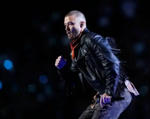 Super Bowl NFL, Timberlake omaggia Prince