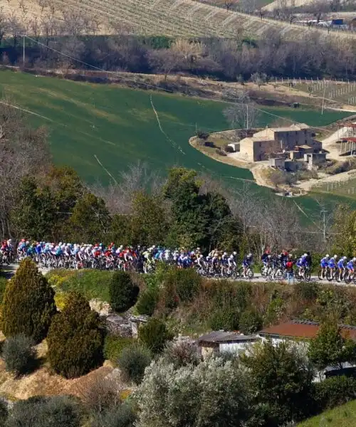 Tirreno-Adriatico nel ricordo di Davide Rebellin: torna l’arrivo in salita