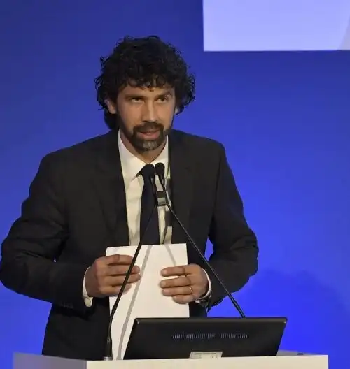 Tommasi: “Mi auguro si giochi la sera”