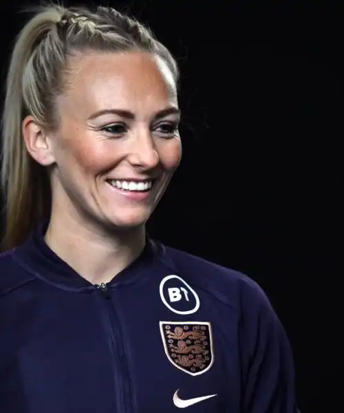 Toni Duggan è una bomba! Le foto della calciatrice sono clamorose