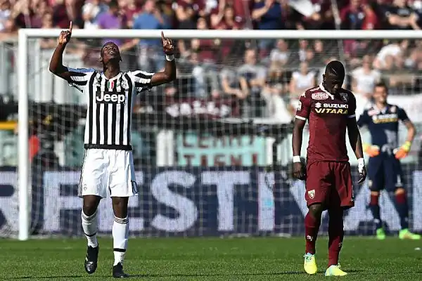 La Juventus rialza subito la testa dopo l'eliminazione dalla Champions League superando per 4-1 il Torino nel derby. Nella ripresa protesta per il gol  del 2-2 annullato a Maxi Lopez.