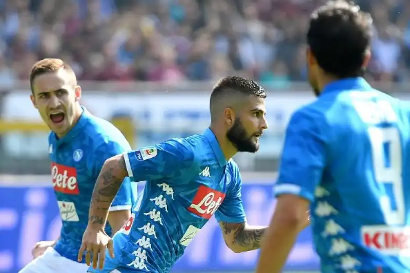 Per i partenopei in gol due volte Insigne e l'ex Simone Verdi. Granata a segno con un rigore di Belotti.