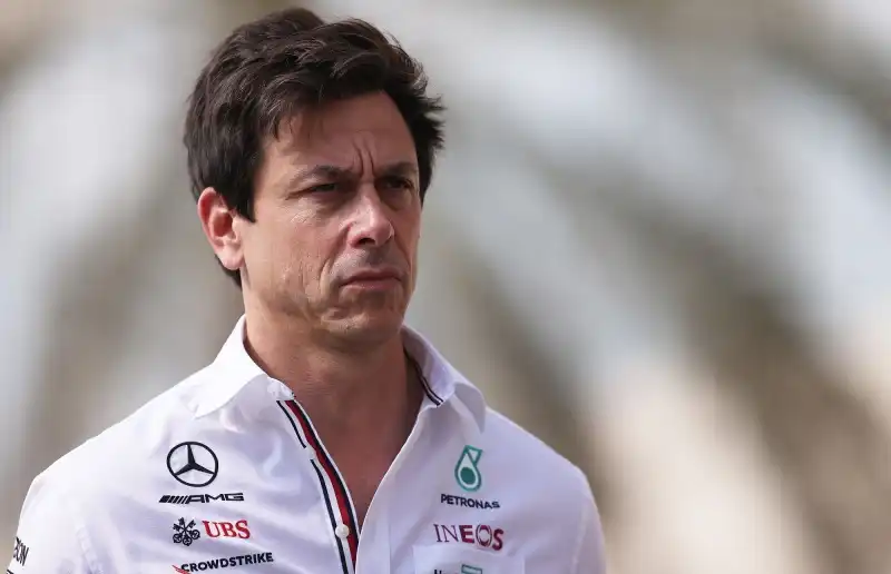 Mercedes, per Toto Wolff il futuro è un punto di domanda