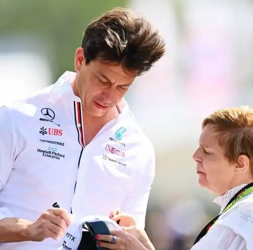F1: tensione Mercedes, Toto Wolff pronto a farsi da parte