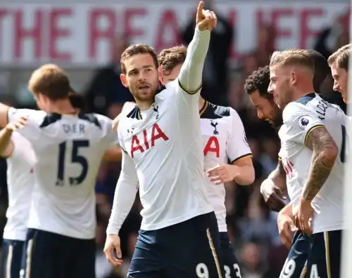 Il Tottenham mette ansia al Chelsea, tris City