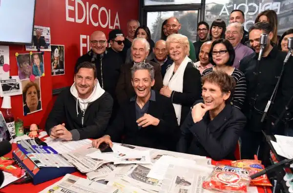 Il capitano della Roma dà spettacolo in Edicola Fiore