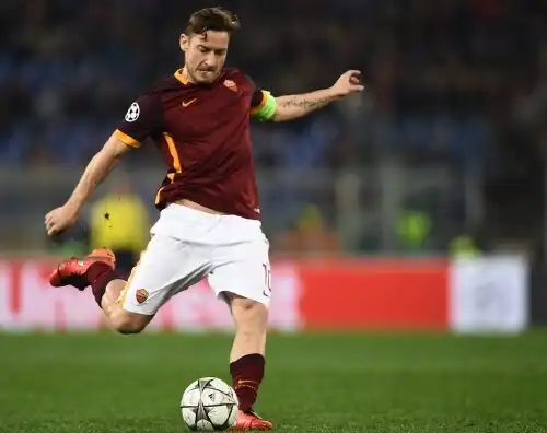 Roma-Napoli, Totti ancora in panca