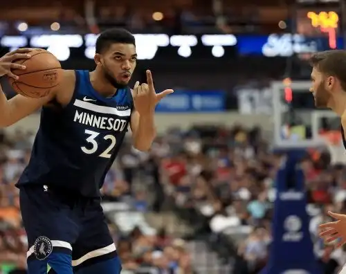 NBA, grave lutto per Towns