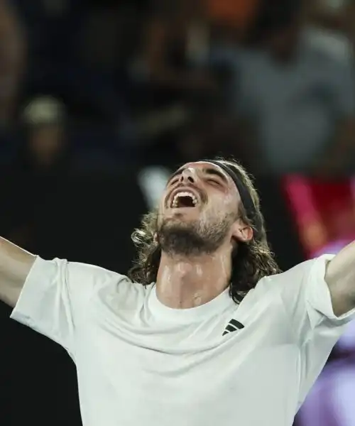 Tsitsipas impressionato: “Sinner straordinario, sembrava una montagna”