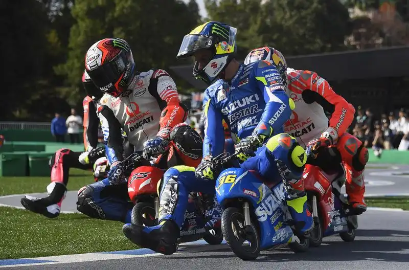 Un simpatico fuori programma ha aperto il fine settimana di Motegi.